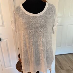 White Short Sleeve Patterned Scoop Neck Tee